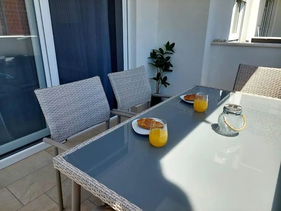 Apartment Valux Apartman Pula